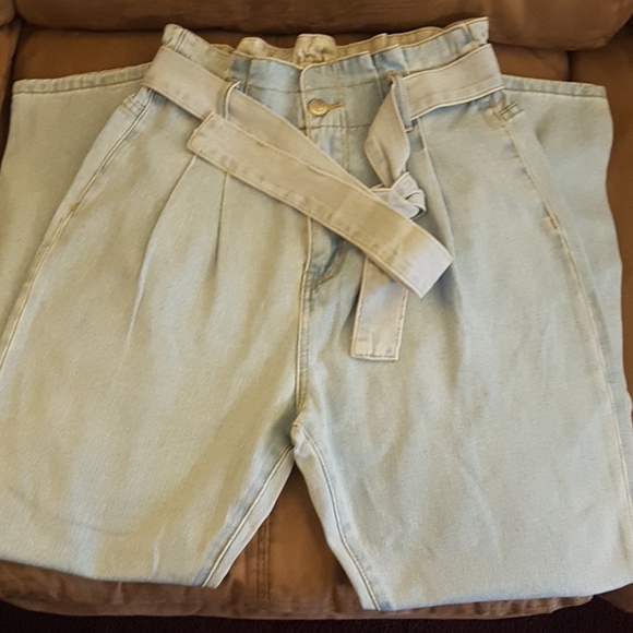 Light denim ankle Jean's - Picture 5 of 5